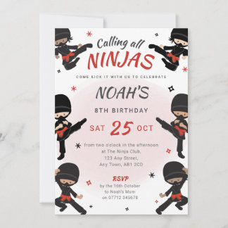 Red Ninja Birthday bjudande - Komen sparkar den pa Inbjudningar