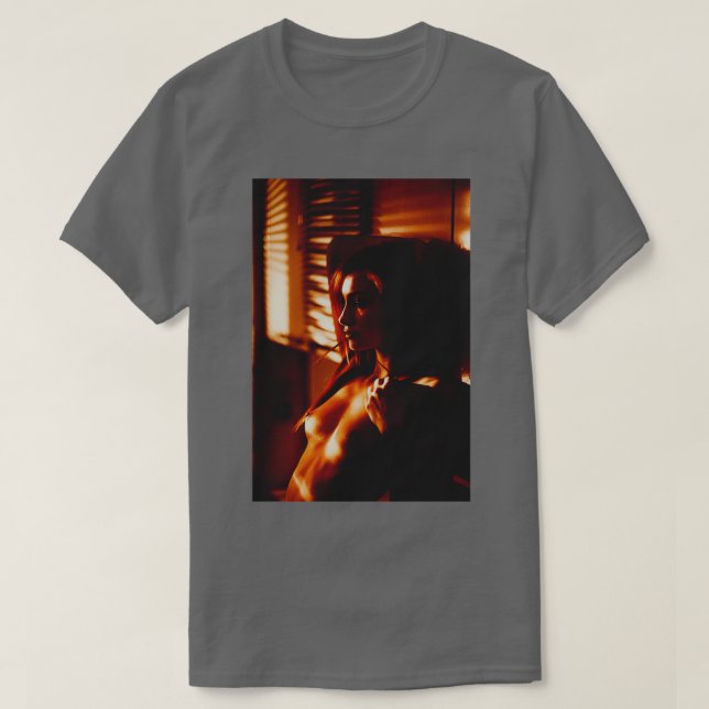 Red Noir T Shirt (Design framsida)