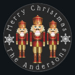 Red och Guld Nutcracker Personalize Classialize Cl Runt Klistermärke<br><div class="desc">För brev och gåvor.</div>
