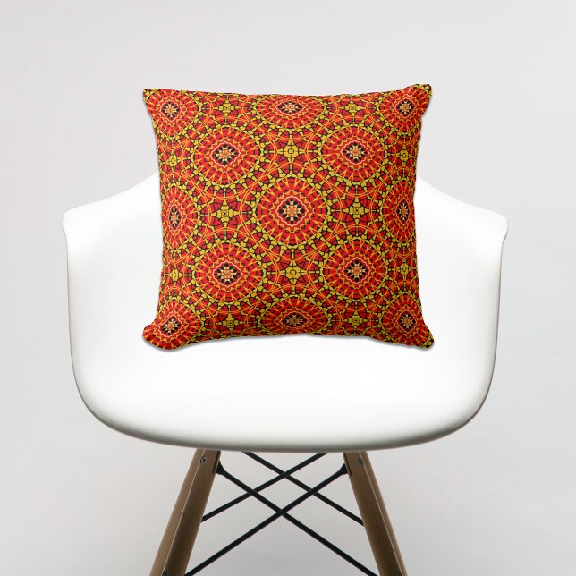 Red & Orange Oriental Boho Geometric Mönster Kudde (Skapare uppladdad)
