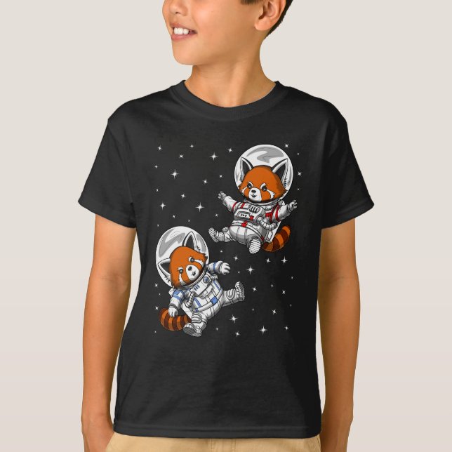 Red Panda Bear Space Astronaut T Shirt (Framsida)