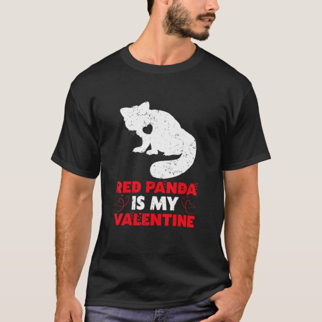 Red Panda Is My Valentine Funny Red Panda Valentin T Shirt (Framsida)