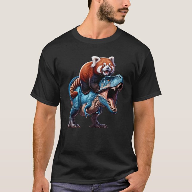Red Panda Riding Dinosaur Älskare T Shirt (Framsida)