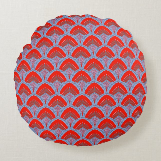 Red Peacock Feather Round Pillow | One Owl Artist Rund Kudde (Framsidan)