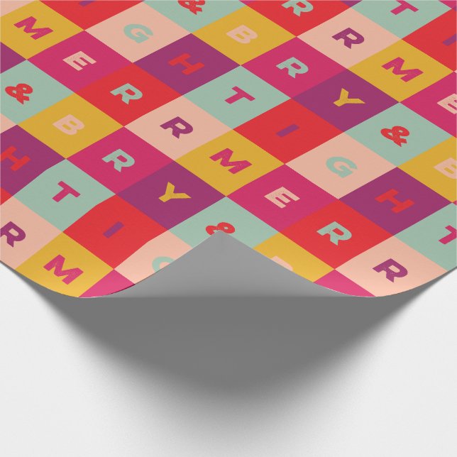 Red Pink Aqua Yellow Merry and Bright Checkers Presentpapper (Hörn)