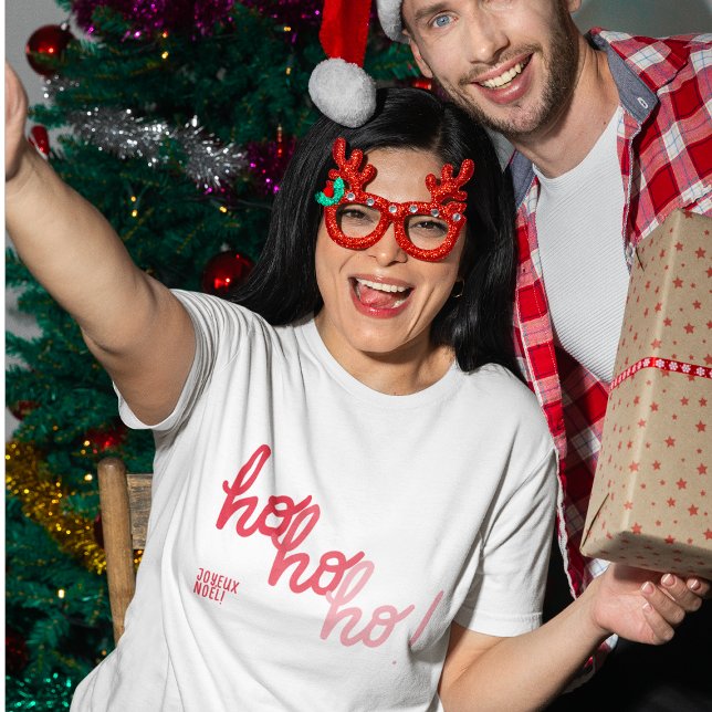 Red Pink Hohoho Joyeux Noel Typography Funny T Shirt (Skapare uppladdad)