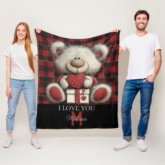Red Plaid Bear I Love You Custom Name Monogram Fleecefilt (På plats)