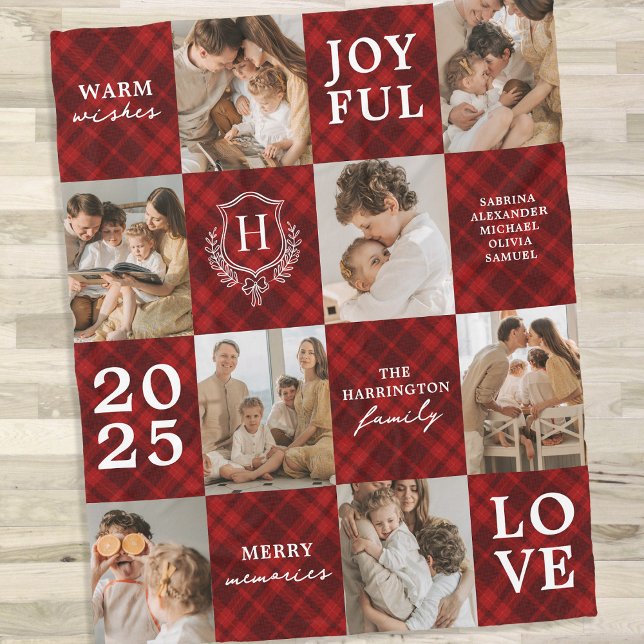 Red Plaid Family Monogram Photo Collage Christmas Fleecefilt (Skapare uppladdad)