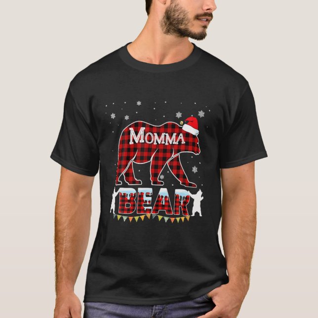 Red Play Momma Bear jul jul Pajama Matching Fam T Shirt (Framsida)