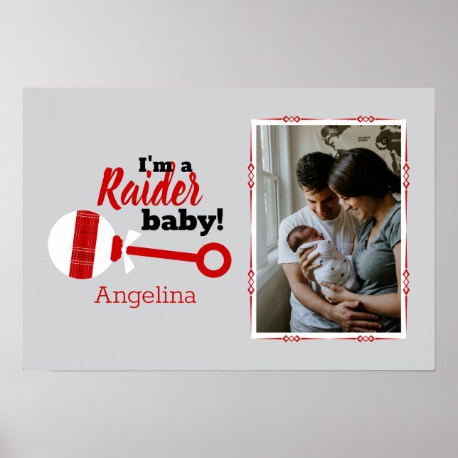 Red Play Raider Baby Photo Post Poster (Framsidan)