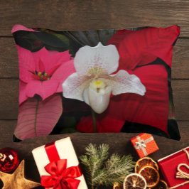 Red Poinsettias och Dam Slipper Orchid Helgdag Prydnadskudde