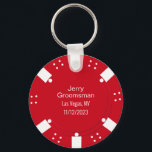 Red Poker Chip Casino Thabel Wedding Favor Nyckelring<br><div class="desc">Las Vegas-kasinon spelar bröllop-groomsman-nyckelringens gåva i ett rött och vitt poker-chip utseende. Anpassa all text fält till kostym som bröllop behöver. Matchande produkter är tillgängliga.</div>