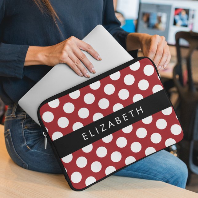 Red Polka dots, Polka Dot Mönster, ditt namn Laptop Fodral (Skapare uppladdad)