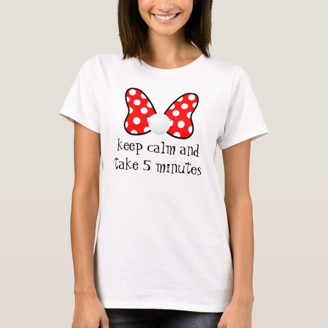 Red polka dots vibrant Ribbon T Shirt (Framsida)