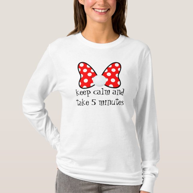 Red polka dots vibrant Ribbon T Shirt (Framsida)