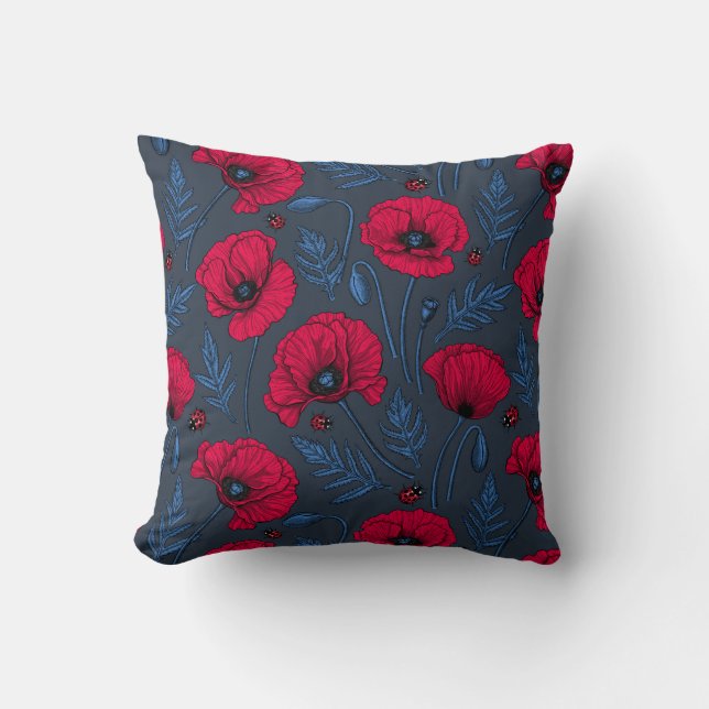 Red poppies and ladybugs on dark blue kudde (Framsida)