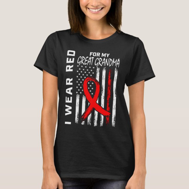 Red Ribbon Great Grandma Heart Disease Awareness U T Shirt (Framsida)