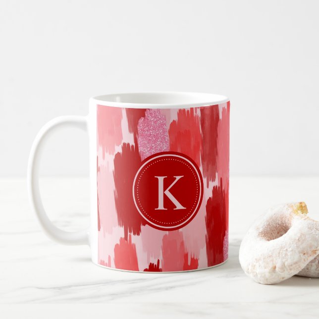 Red Rosa Abstrakt Brushstrokes Mönster Monogram Kaffemugg (Med munk)