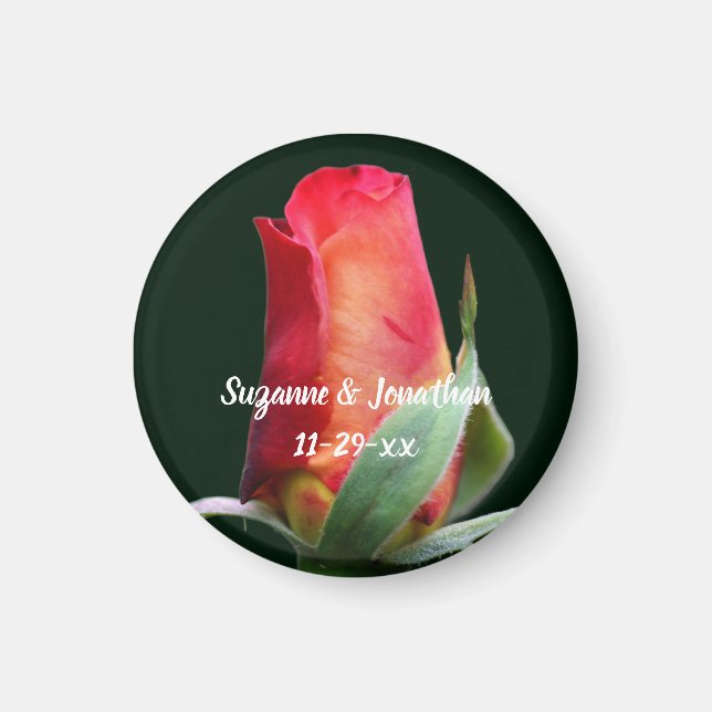Red Rosebud Flower Personalized Wedding  Magnet (Framsidan)