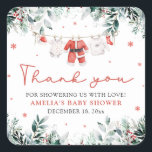 Red Santa Baby jul Clothesline Baby Shower Fyrkantigt Klistermärke<br><div class="desc">Lägg till en fin fläck till din babydusch med vår Red Santa Baby-julklapp Baby Shower Square Stickers! De här klistermärkena är en perfekt för att dekorera favoritpåsar, presentlådor eller till och med inbjudningar. De har goda barnkläder på en festklocka. Den charmerande designen tillför firande en liten bit helgdag, skapar dem...</div>