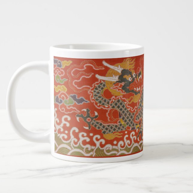 Red Satin Brocade med Cloud Chinese Dragon Jumbo Mugg (Vänster)