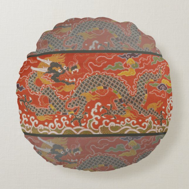 Red Satin Brocade med Cloud Chinese Dragon Rund Kudde (Framsidan)