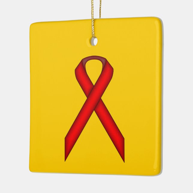 Red Standard Ribbon av Kenneth Yoncich Julgransprydnad Keramik (Vänster)