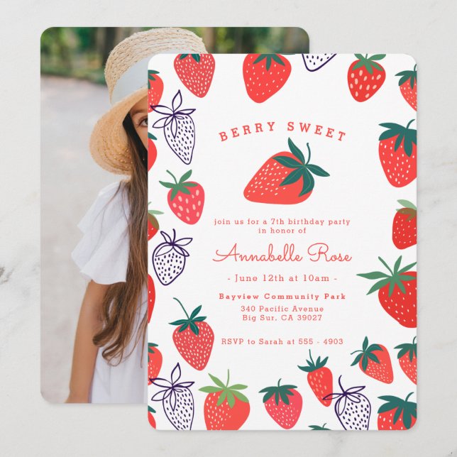 Red Strawberry Berry Sweet Birthday-inbjudan Inbjudningar (Fram/baksida)