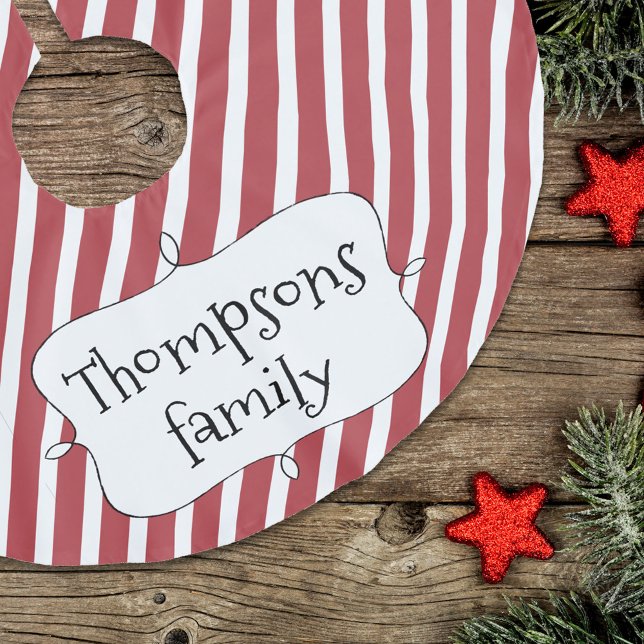 Red Stripe Cute Jul Personlig Julgransmatta Borstad Polyester (Cute whimsy typography Christmas tree skirt.)