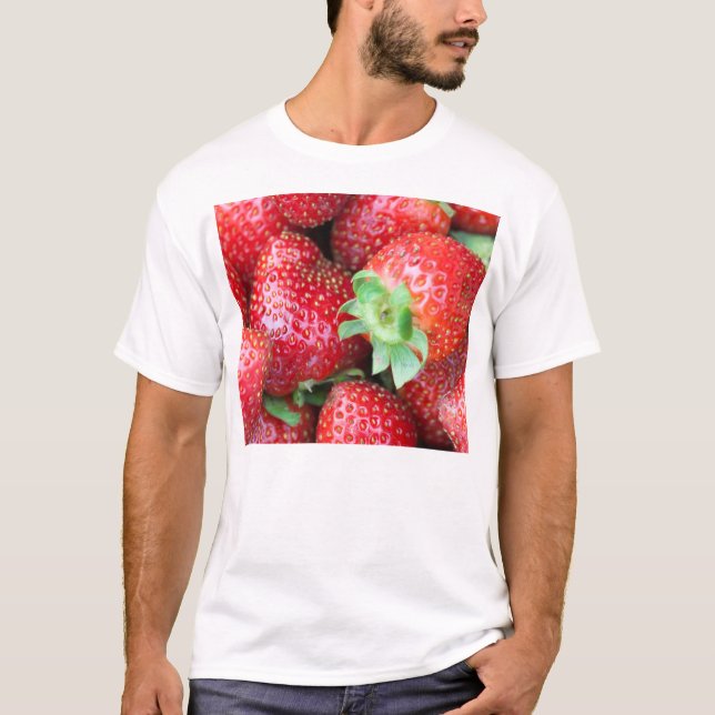 Red Sweet Strawbär Tee Shirt (Framsida)