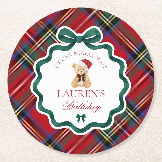 Red Tartan Plaid Christmas Bear Birthday Party Underlägg Papper Rund (Framsidan)