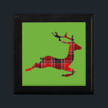Red Tartan rener Skotsk jul Minnesask<br><div class="desc">En söt bild av vintagen Scottish inspirerade tjärtrenar i traditionell röd färg mot en grönt vid jul. Traditionell och höft under julsäsongen.</div>