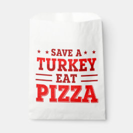 Red thanksgiving spara turkey pizza