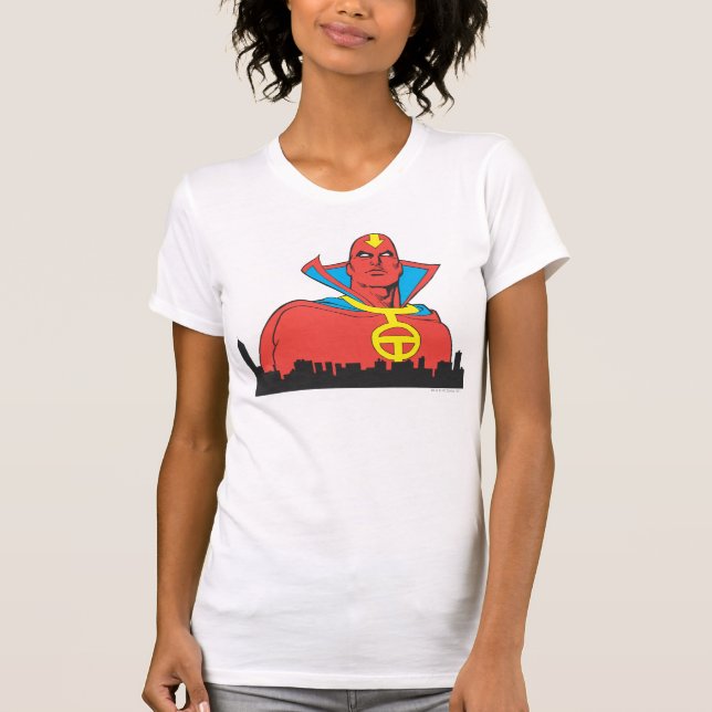 Red Tornado bakom Cityscape T-shirt (Framsida)
