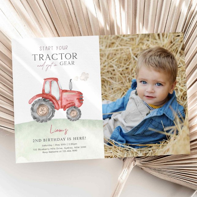 Red Tractor Birthday Photo Inbjudningar (Skapare uppladdad)