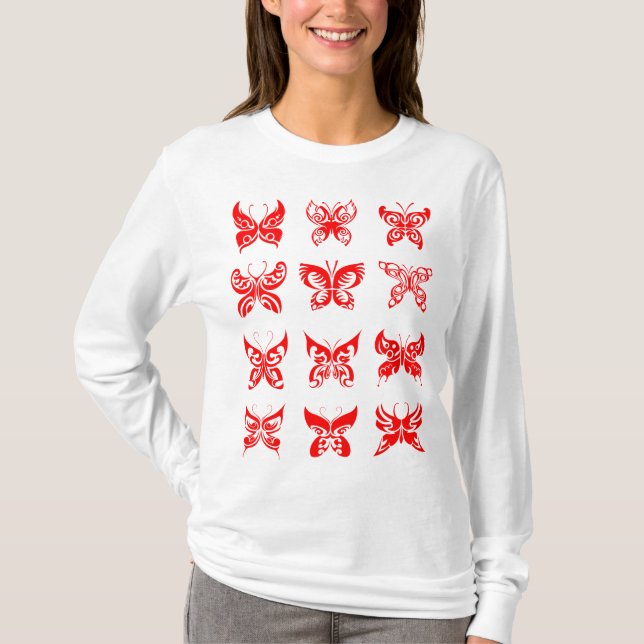 Red Tribal Butterfly Ornamental T Shirt (Framsida)