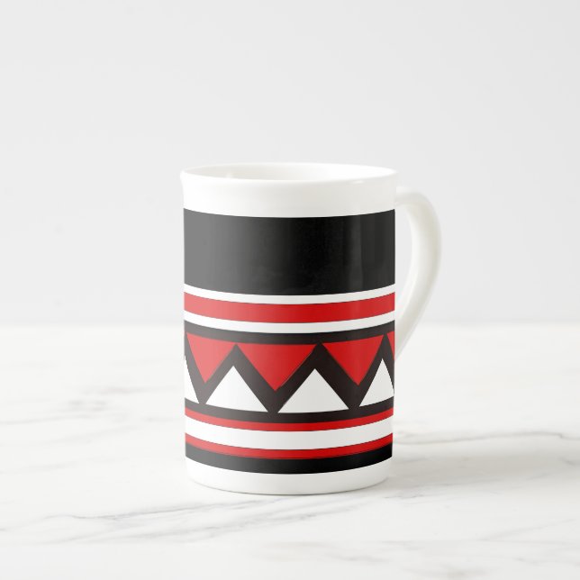 Red Tribal Triangles Benporslin Mugg (Framsida höger)