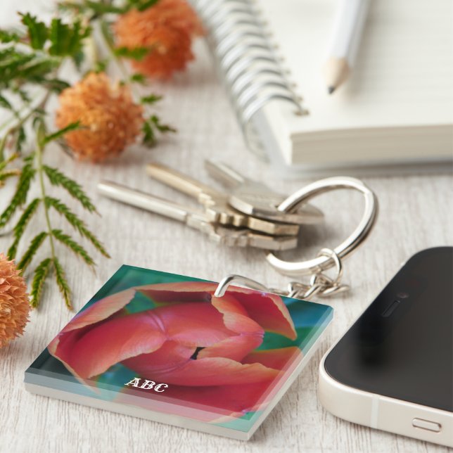 Red Tulip Macro Photo Personalized Acrylic Keyring (Högra Framsidan)