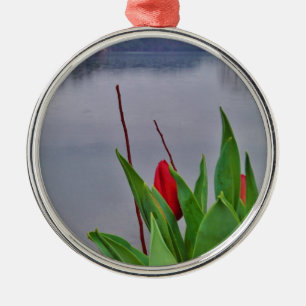 Red Tulips Blue Sjö Arrowhad vatten Julgransprydnad Metall