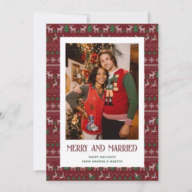 Red Ugly Sweater Merry och Married Photo Julkort (Framsida)