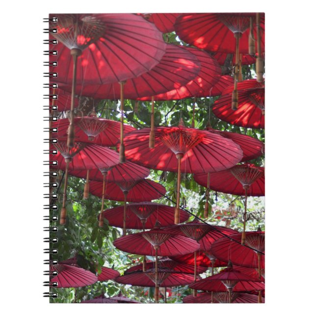Red Umbrellas in the Sky - Asian Spiral Notebook Anteckningsbok (Framsidan)