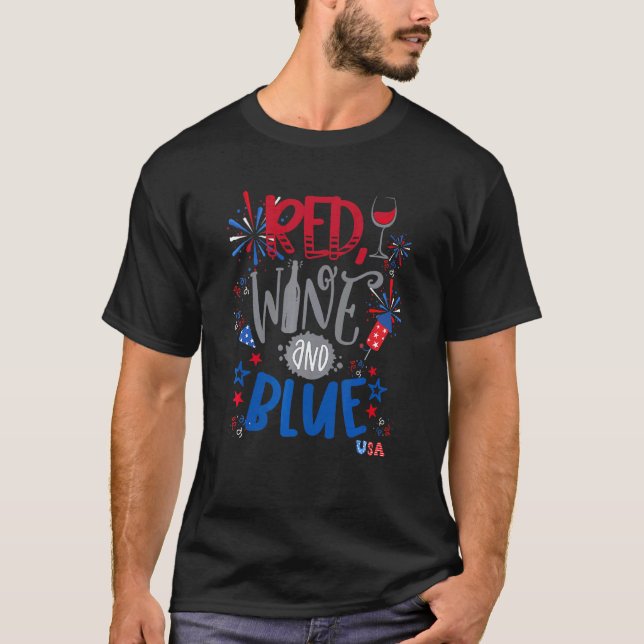 Red Vin och Blue 4:e juli Vin Red Blue Vin Gla T Shirt (Framsida)
