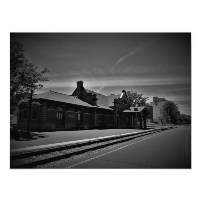 "Red Vinge Depot" Fototryck (Framsidan)