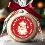 Red Vintage Retro Jultomten God jul Runt Klistermärke<br><div class="desc">Fira festsäsongen med vår Red Vintage Retro Jultomten God jul Classic Round Sticker! Den här charmerande etiketten har en nostalgisk Jultomten-design som ställs in mot snyggtens fasta bakgrund och kombinerar vintagens charm med modern luft. Perfekt för att lägga till ett snyggt drag i julklappar och Helgdag. Anpassa anpassad design till...</div>