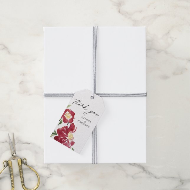 Red Watercolor Peony Bröllop Tack Presentetikett (Med Snöre)