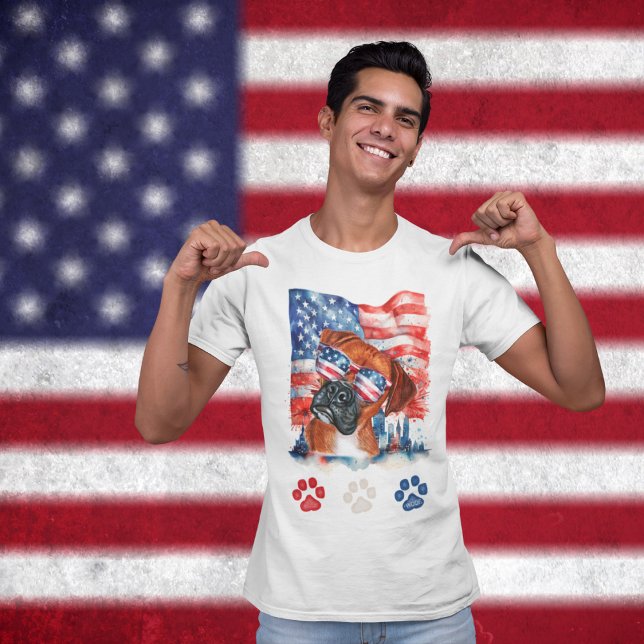 Red White and Blue Boxer Hund American 4:e juli T Shirt (Skapare uppladdad)