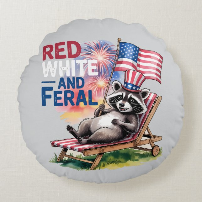 Red White and Feral Raccoon Rund Kudde (Framsidan)