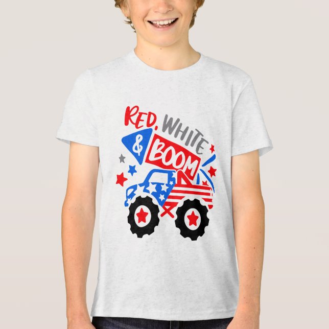 RED WHITE & BOOM Firecracker Monster Lastbil T Shirt (Framsida)