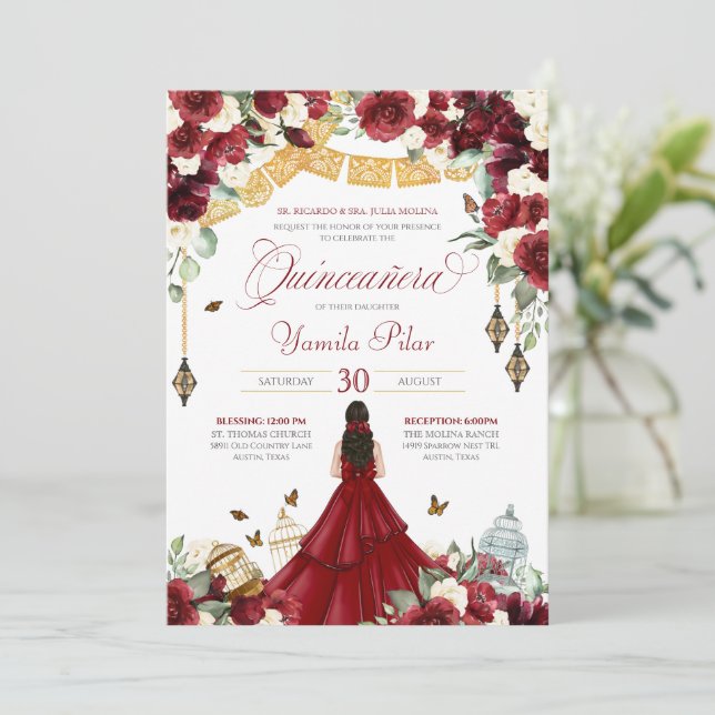 Red White Elegant Blommigt Butterfly Quinceanera V Inbjudningar (Stående Fram)