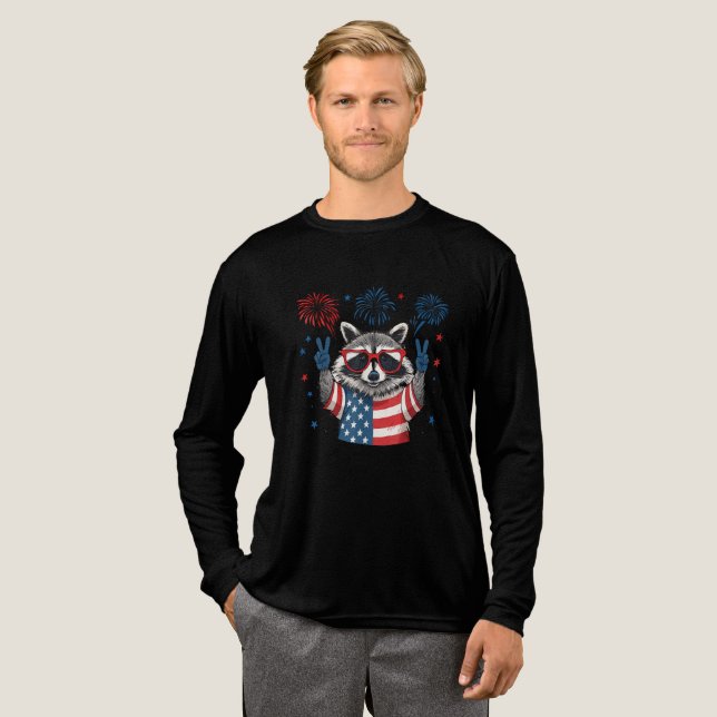 Red White och Blue Funny Raccoon 4:e juli T Shirt (Hel framsida)